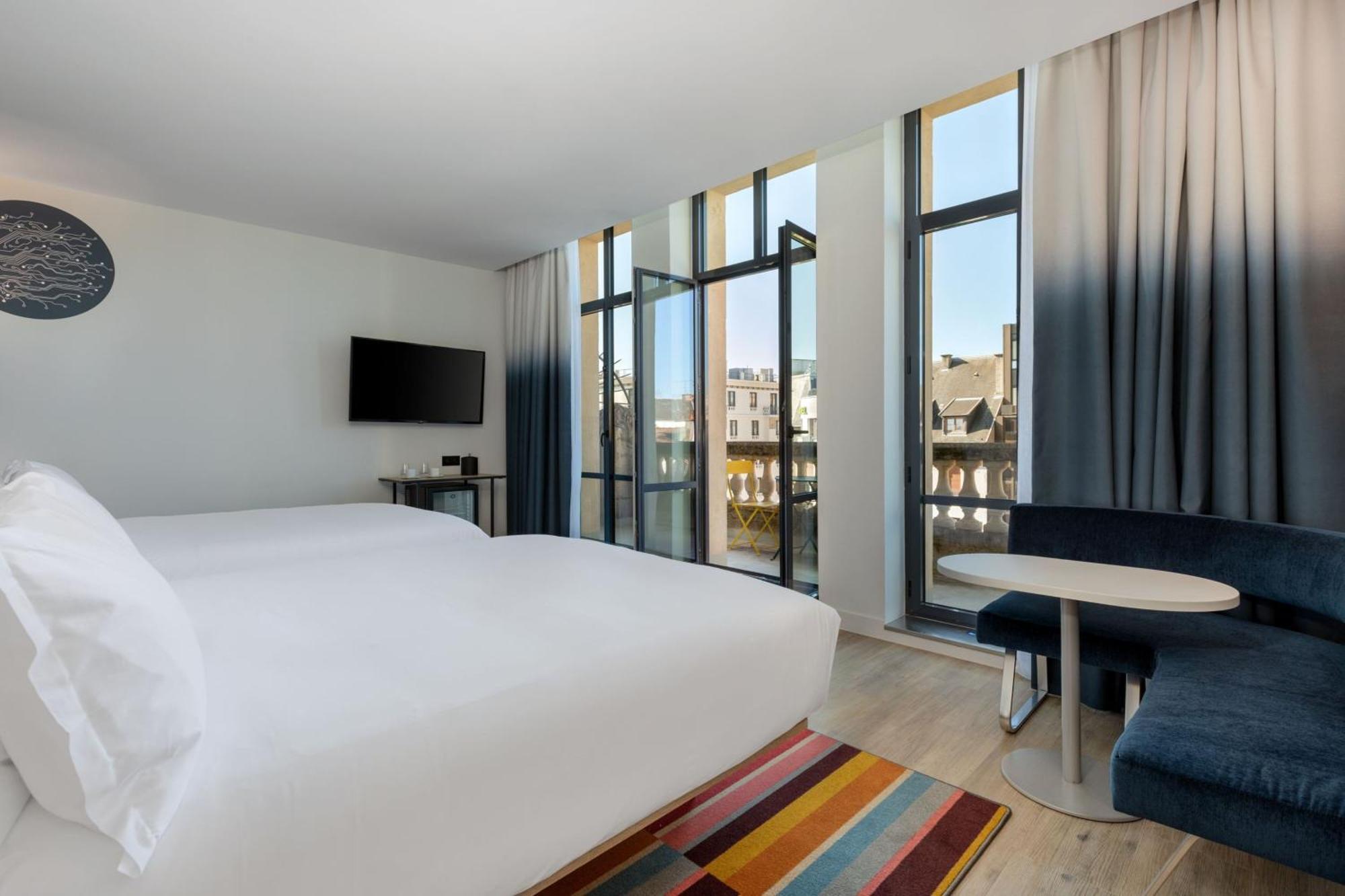 Aloft Hotel Dijon By Marriott Bagian luar foto