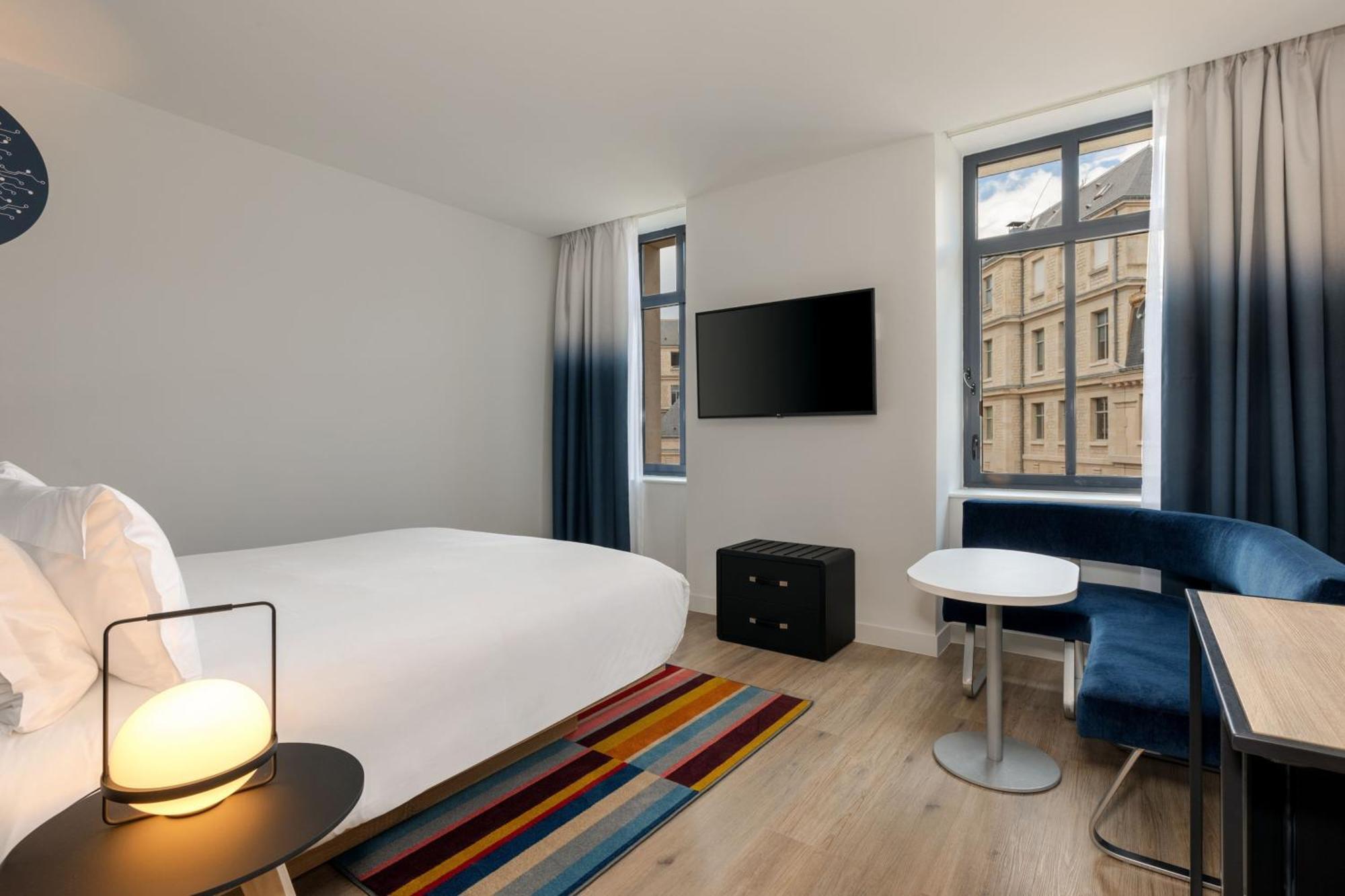 Aloft Hotel Dijon By Marriott Bagian luar foto