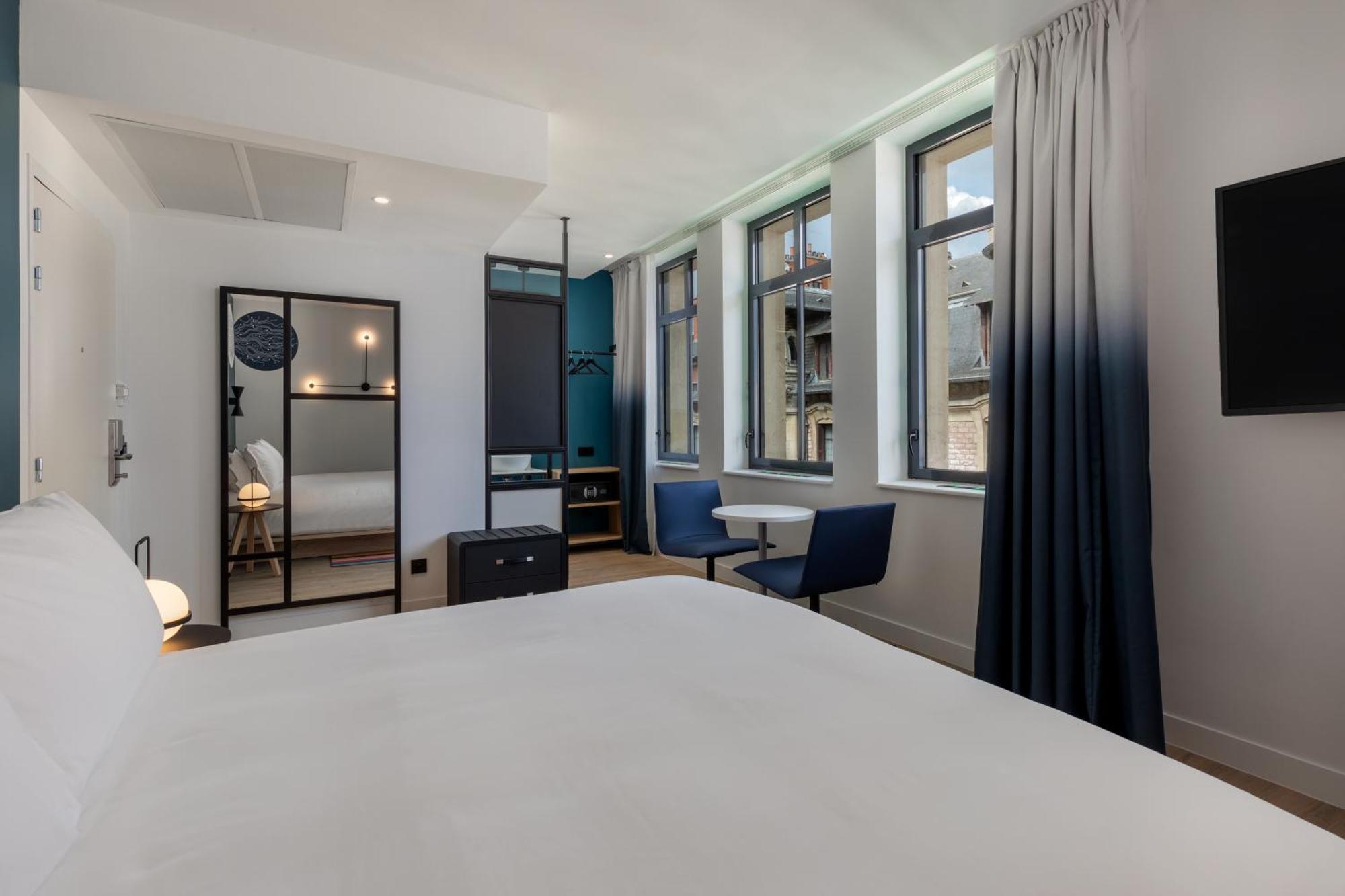 Aloft Hotel Dijon By Marriott Bagian luar foto
