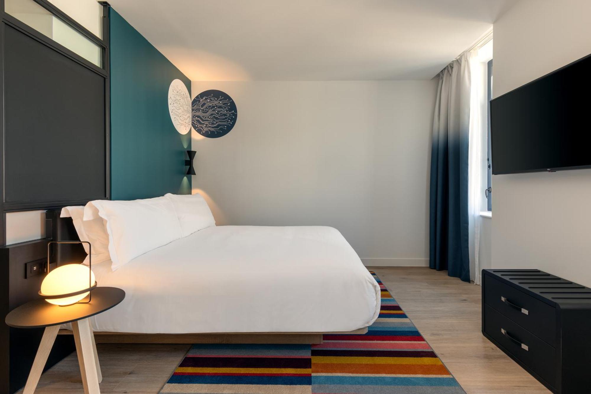 Aloft Hotel Dijon By Marriott Bagian luar foto