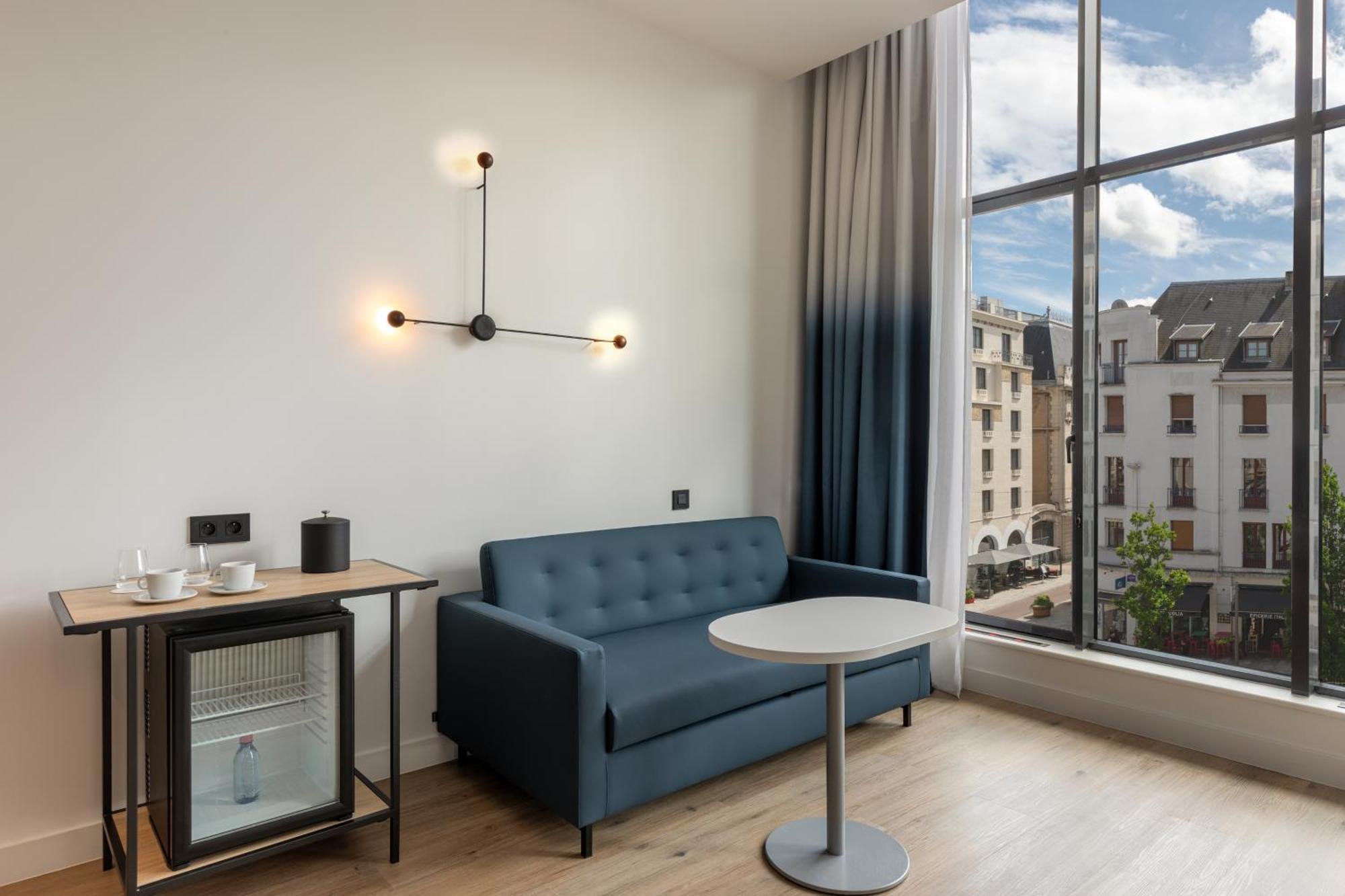 Aloft Hotel Dijon By Marriott Bagian luar foto