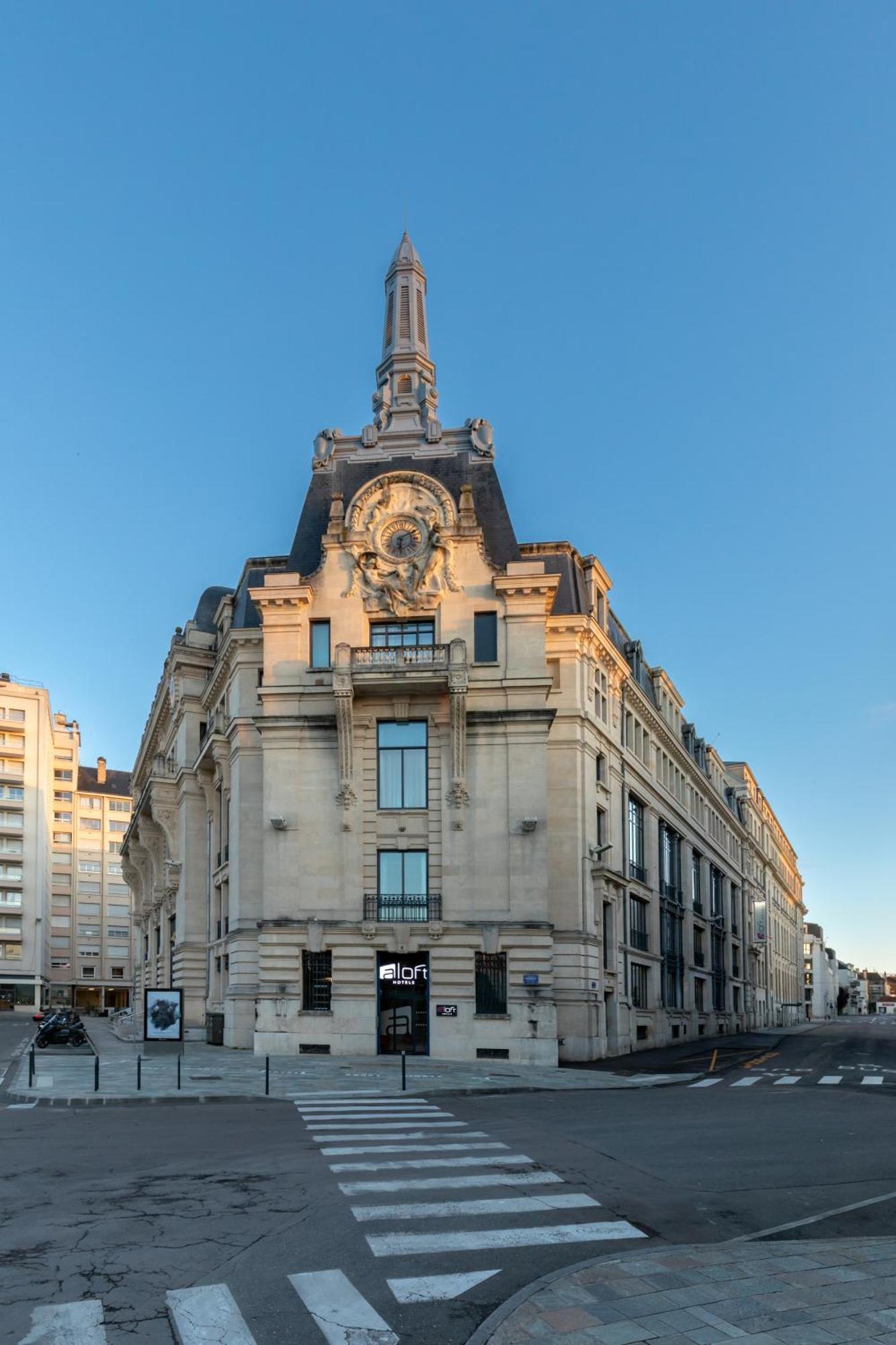 Aloft Hotel Dijon By Marriott Bagian luar foto