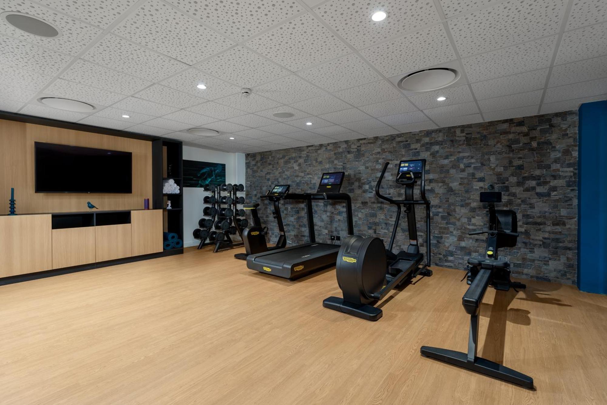 Aloft Hotel Dijon By Marriott Bagian luar foto