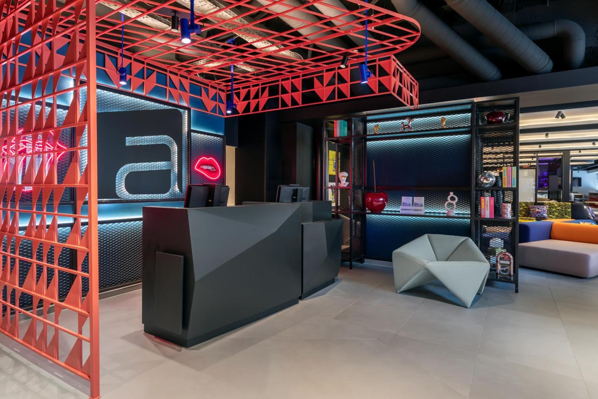 Aloft Hotel Dijon By Marriott Bagian luar foto